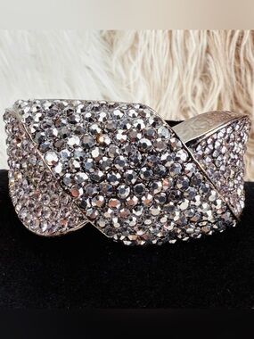 Beautiful, heavy weighted, black gunmetal bling wide band bracelet